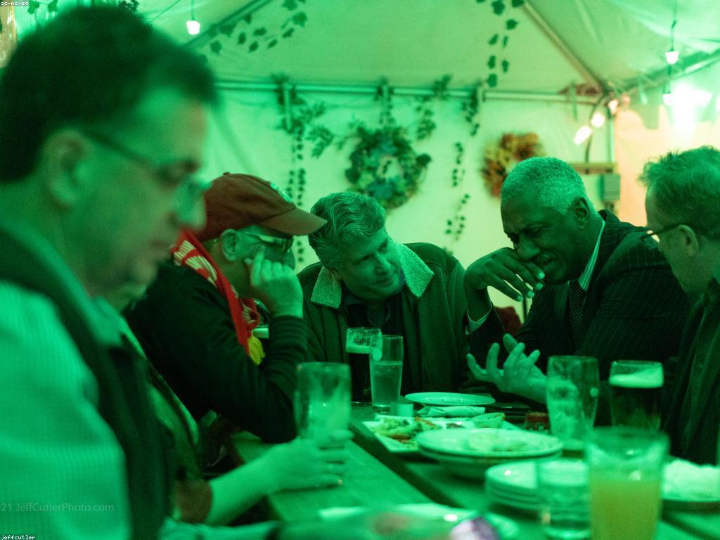 ស្លតកំពុងឈ្នះ: គន្លឹះសម្រាប់ការនិយាយក្នុងសង្គមឌីជីថល